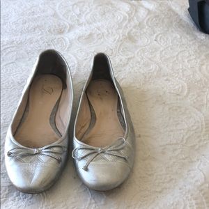 Delman Silver Cap Toe Quilted Ballet Flats size 9